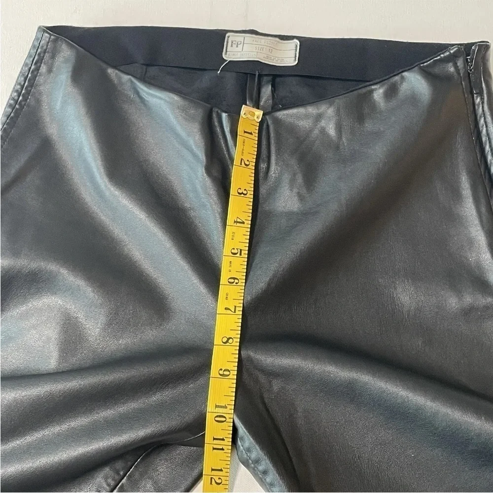 Free People Women's Faux Leather High Waisted Black Pants Side Zip Size 12